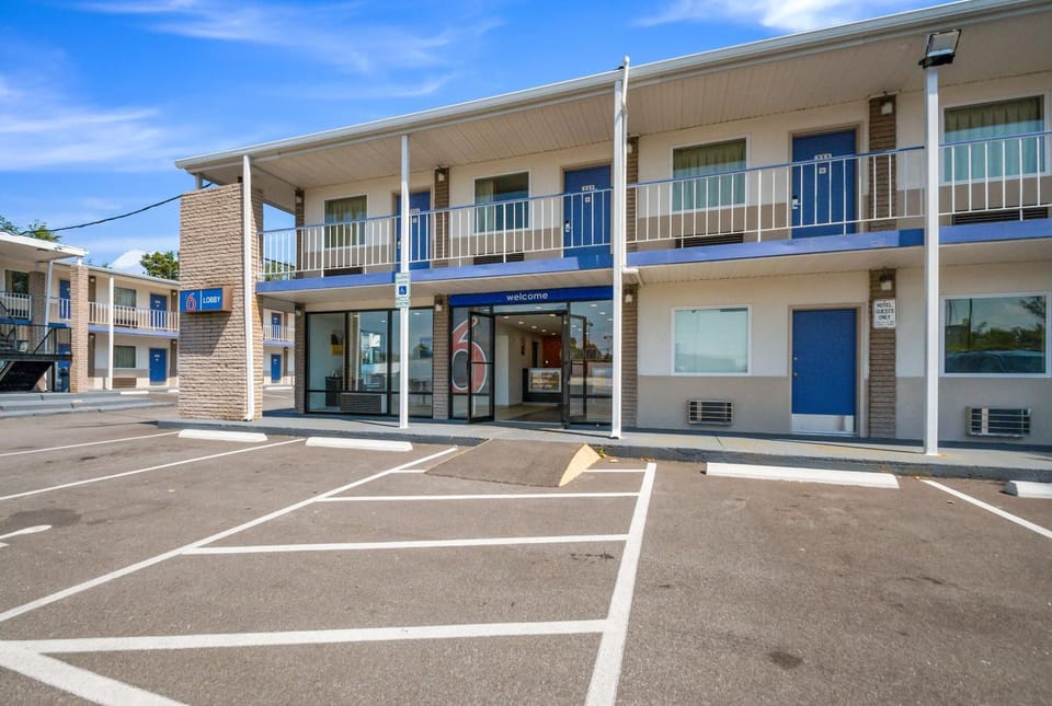 Property building, On site