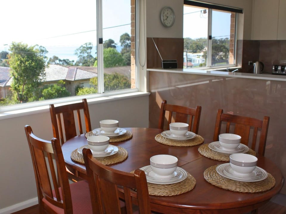 Southern Comfort - spacious 3BR family home House in Mollymook
