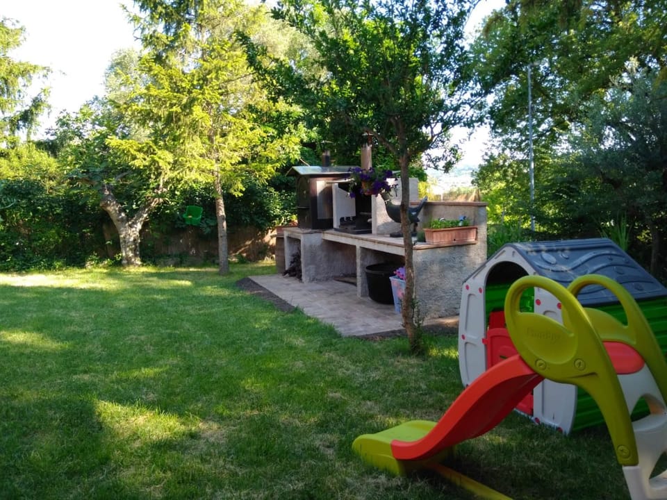 BBQ facilities, Children play ground