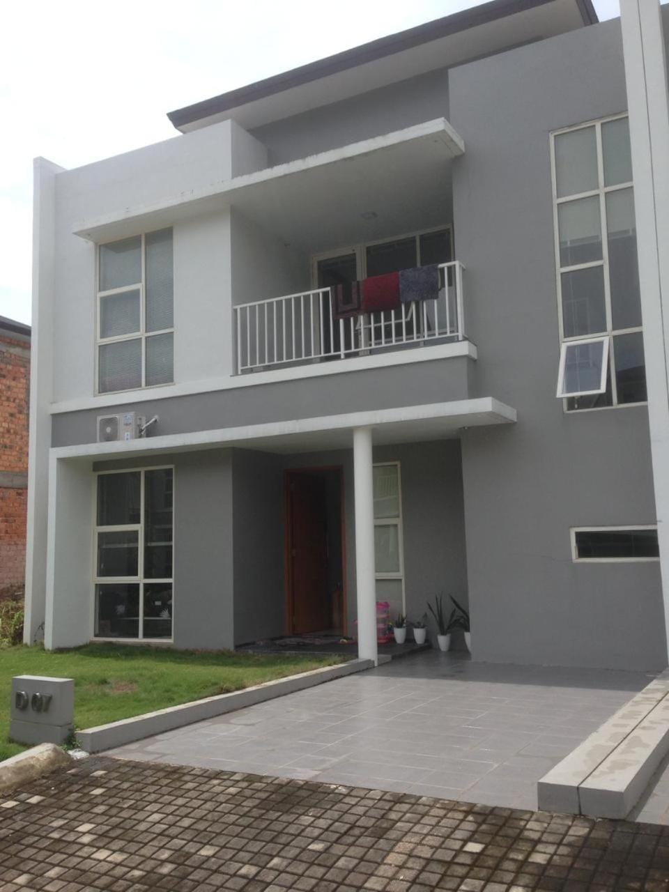 Property building, Facade/entrance