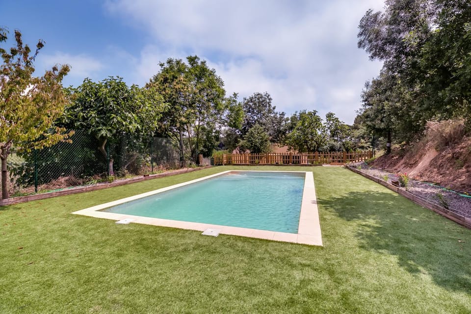 Garden, Swimming pool, Swimming pool