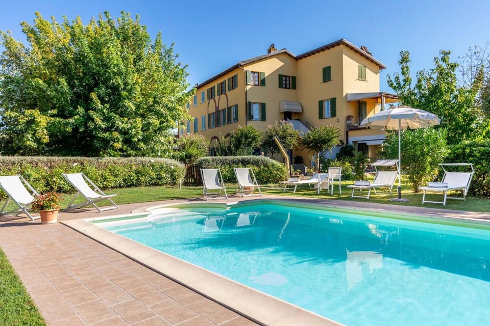 Garden, Swimming pool, sunbed