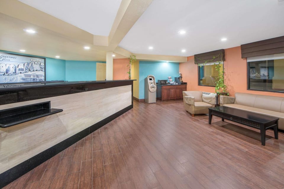 Lobby or reception, On site