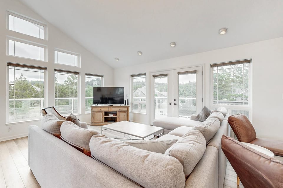 The Capella House in Pacific City