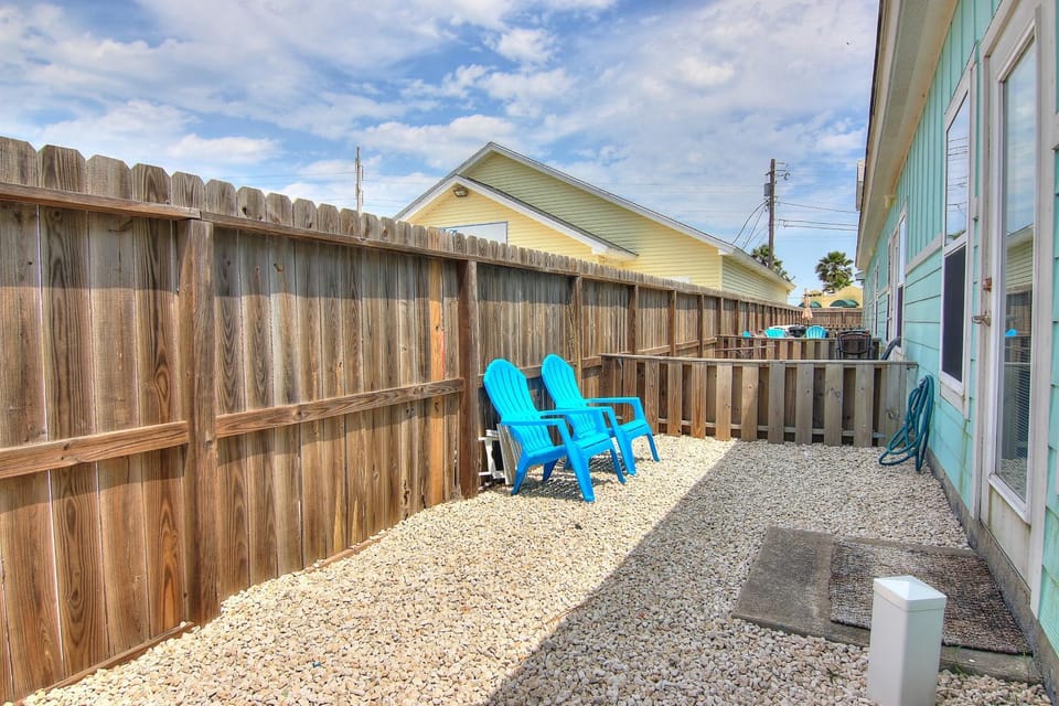 Nemo Cay 15106 House in North Padre Island