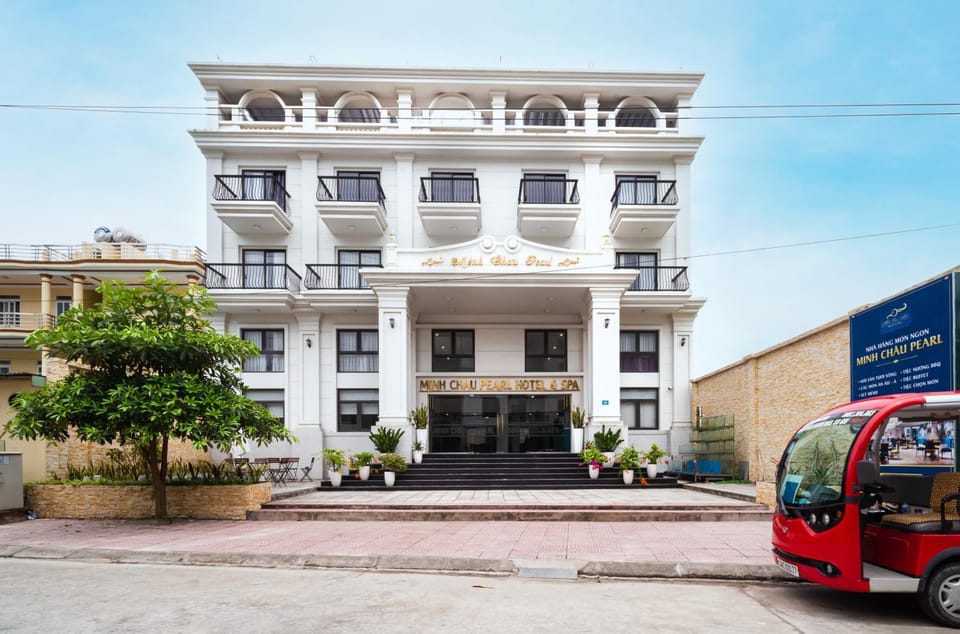 Property building, Location