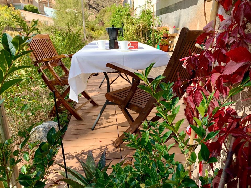 Garden, Balcony/Terrace