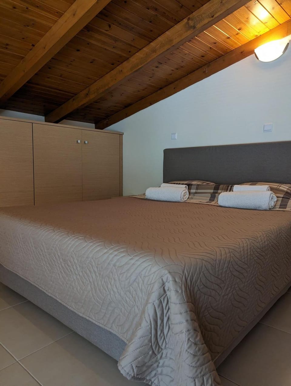 Samaras Apartments in Kamena Vourla Apartment in Peloponnese, Western Greece and the Ionian