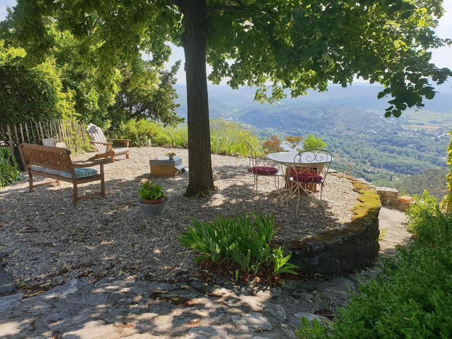 le rocher de Sampzon Bed and Breakfast in Provence-Alpes-Côte d'Azur