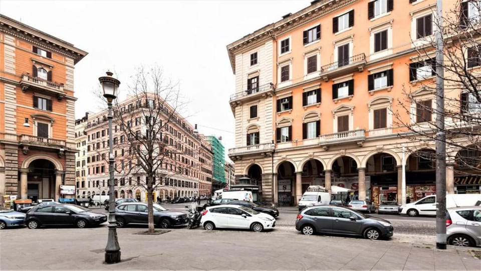 Property building, Neighbourhood, City view, Street view