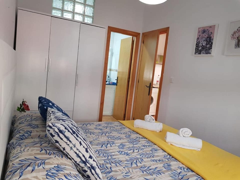 Junto al centro con aire acondicionado y wifi Apartment in Tarifa