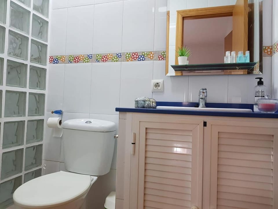 Junto al centro con aire acondicionado y wifi Apartment in Tarifa