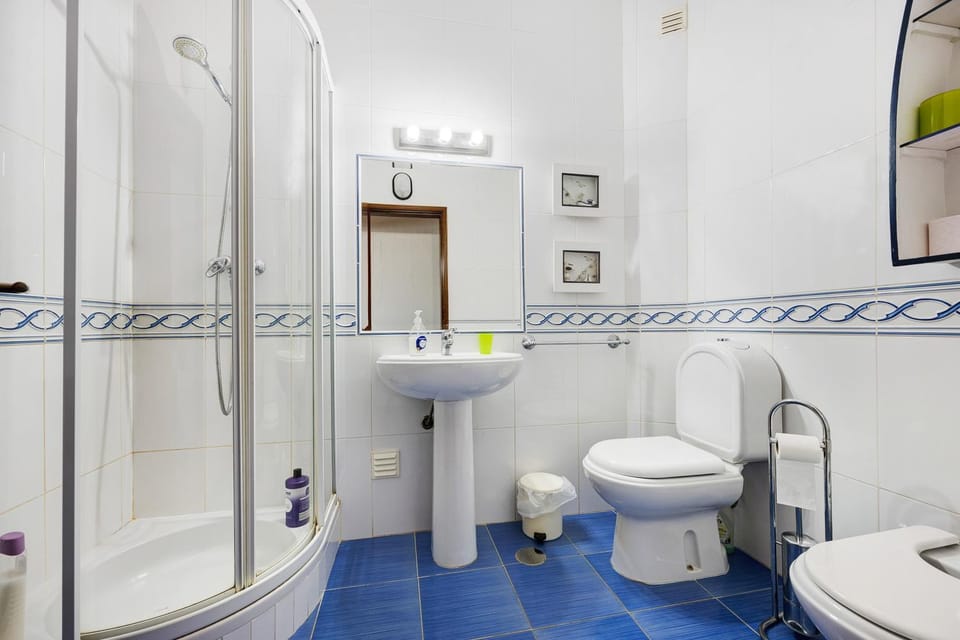 Bathroom, Living room