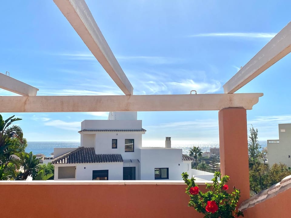 Villa with heated private pool, sea view& turkish sauna Villa in Benalmadena