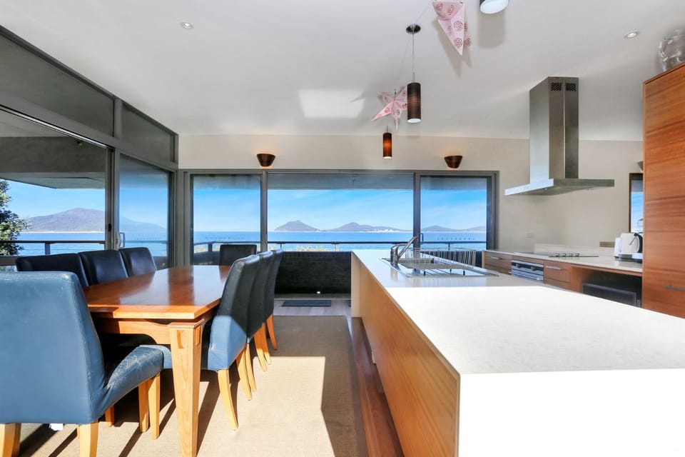 Architectural Design on the Beach House in Hawks Nest