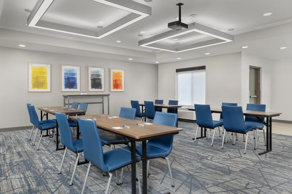 Meeting/conference room