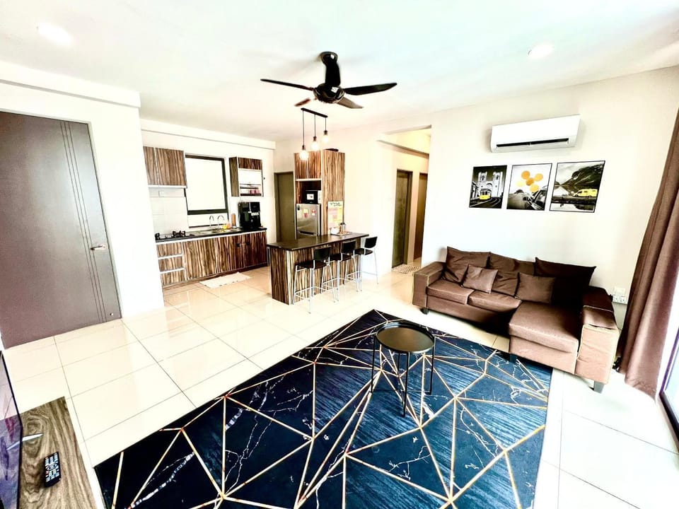 Living room, Dining area, kitchen
