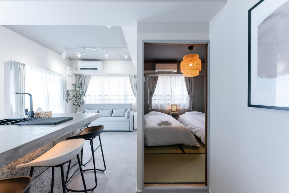 Osaka Bay Wheel Apartment in Osaka