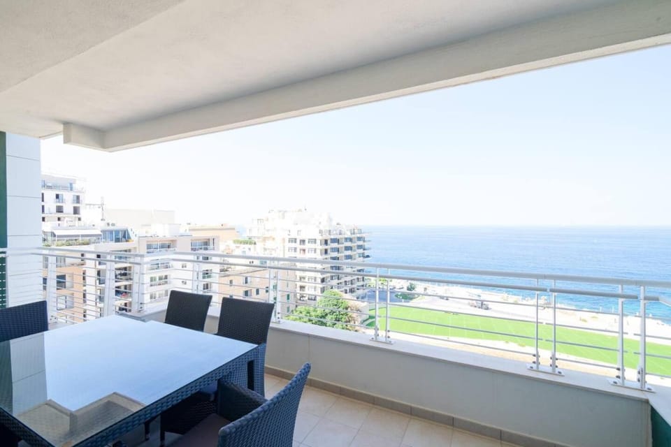 Fort Cambridge Apartments by Homely Apartment in Sliema