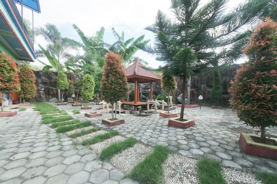Property building, Garden