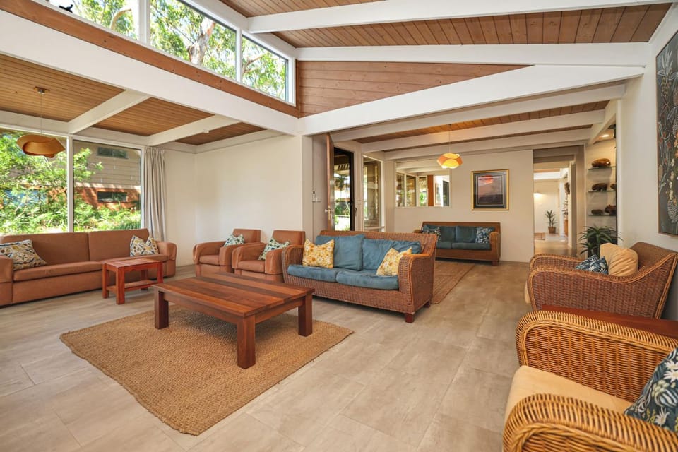 Sandy Shores House in Hawks Nest