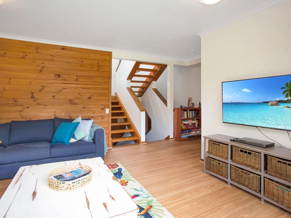 LingaLonga House in Hawks Nest