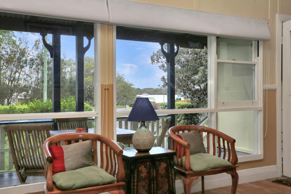 Lomalagi House in Hawks Nest