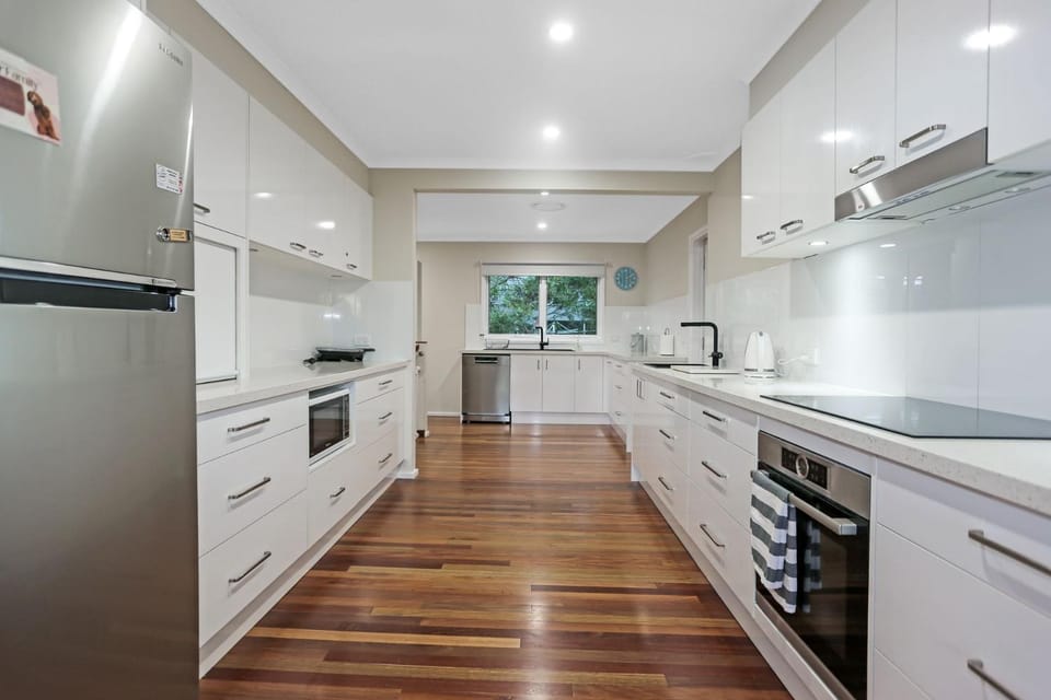 River Views Pet Friendly House in Hawks Nest
