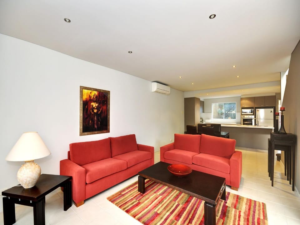 Stunning Holiday Townhouse House in Hawks Nest