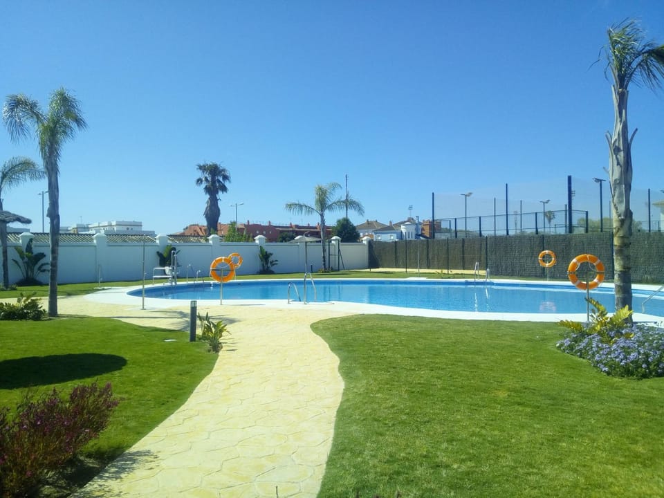 Garden, Swimming pool