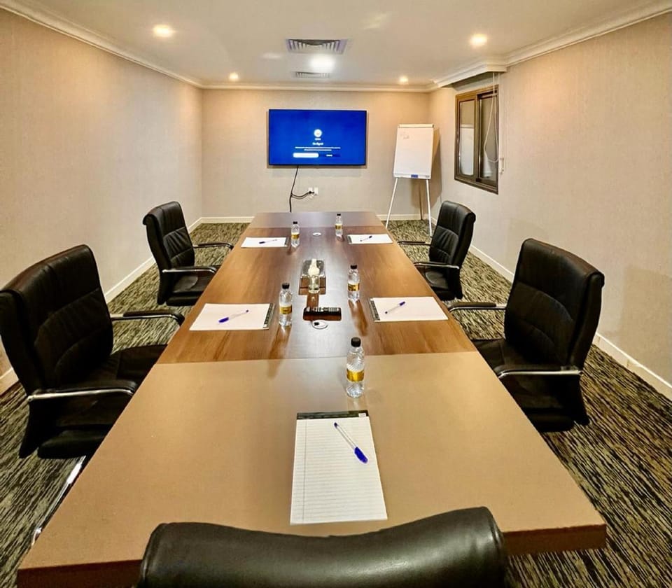 Meeting/conference room