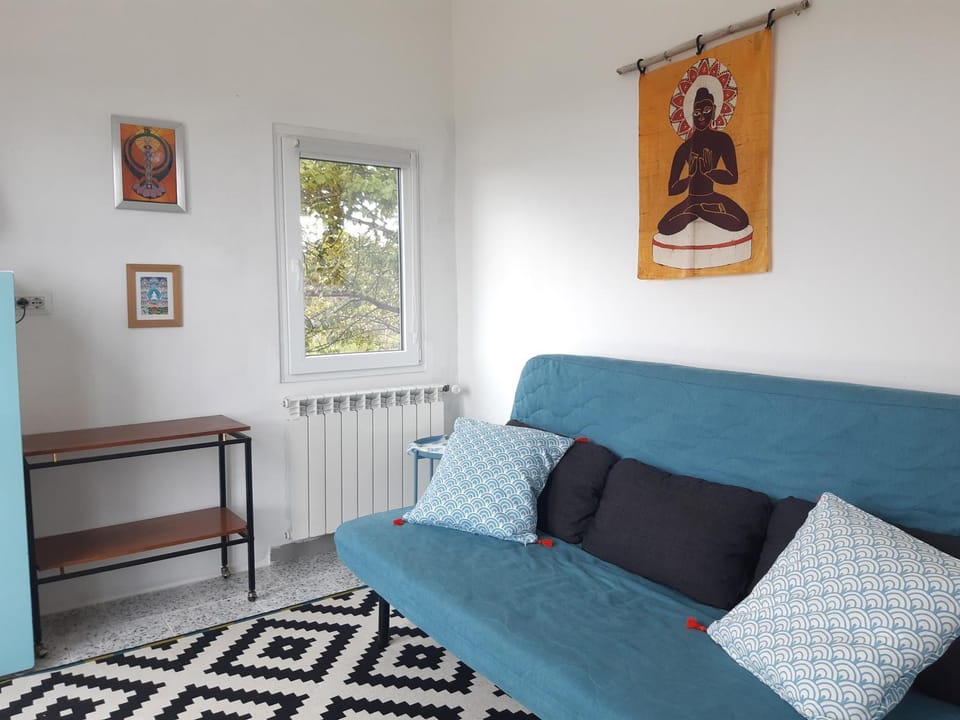 Living room, Bedroom