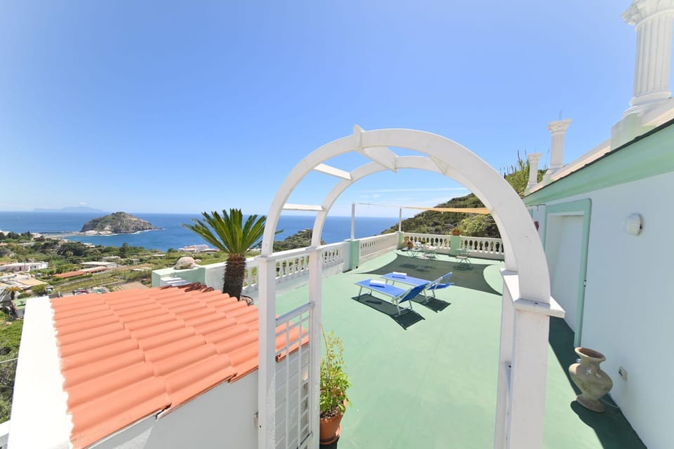 Natural landscape, Solarium, Balcony/Terrace, Sea view, sunbed