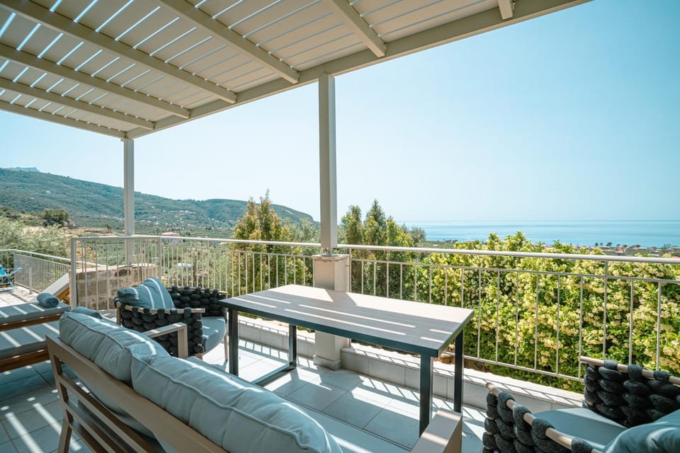 Balcony/Terrace, Balcony/Terrace