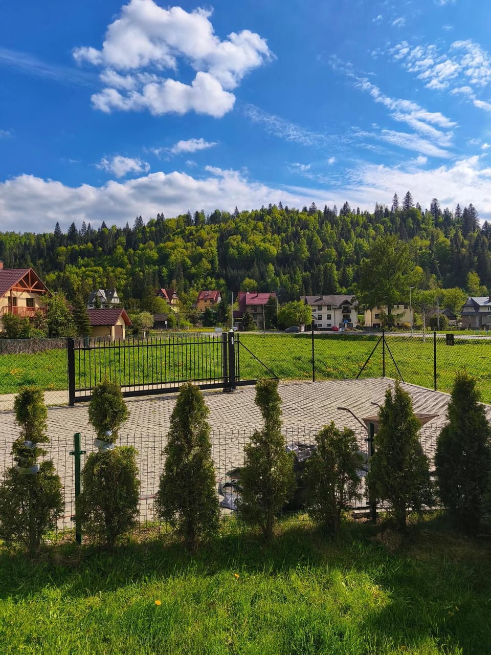 Apartament Homole E1 z ogródkiem Apartment in Lesser Poland Voivodeship