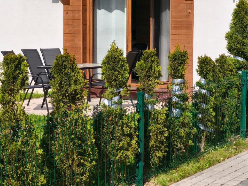 Apartament Homole E1 z ogródkiem Apartment in Lesser Poland Voivodeship