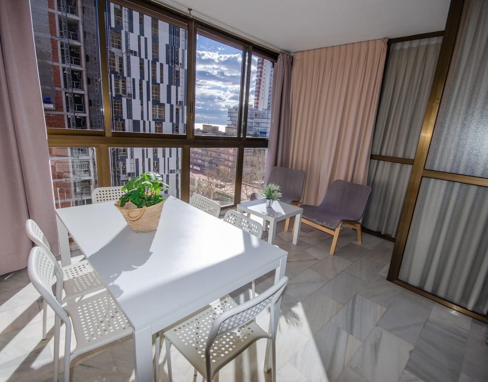SOL 7 Levante Beach Apartment in Benidorm