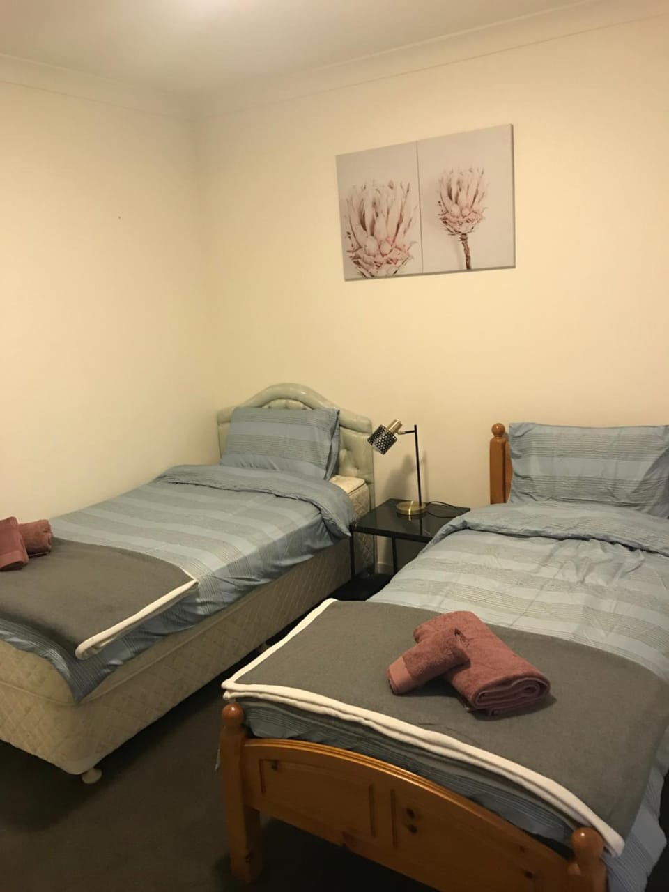 Elegant Design 2 Bed 2 Bath Apartment In Liverpool Apartment in Sydney