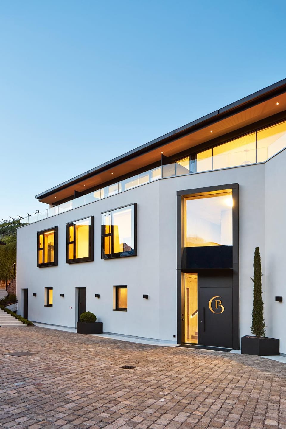 Facade/entrance, Sunset