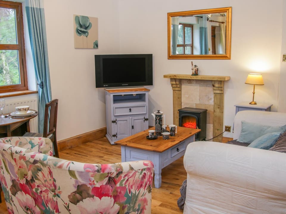 Gardeners Cottage House in England