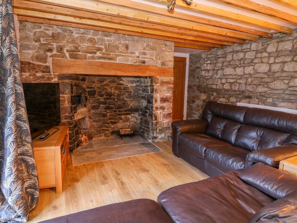 Crooked Hill Cottage House in Wales