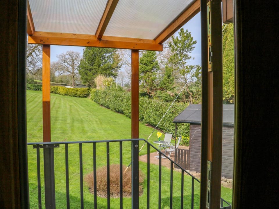 Stonecroft Lodge House in Amber Valley