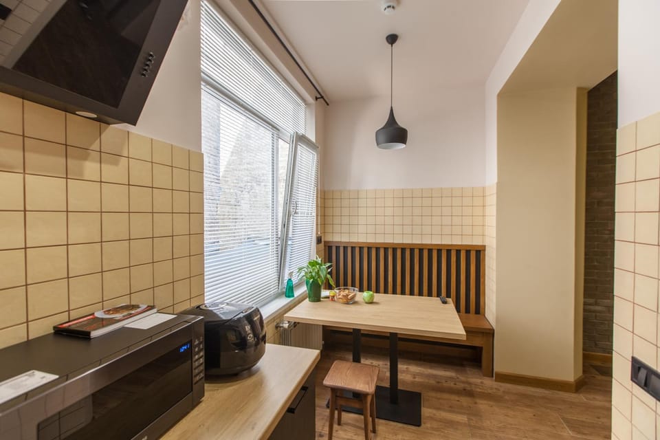 Kitchen or kitchenette, Communal kitchen