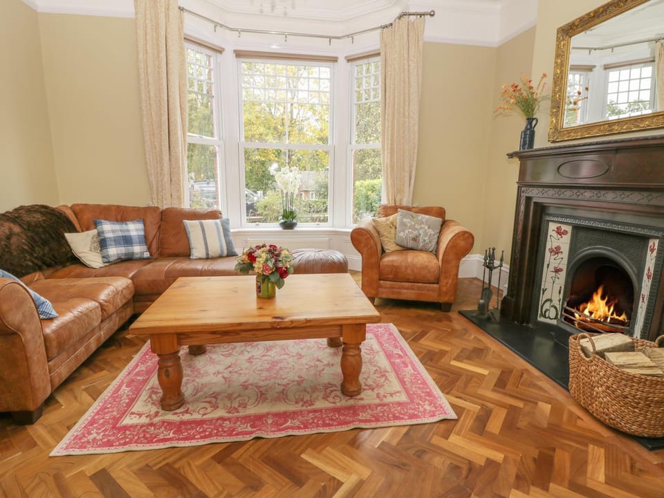 8 Wilton Road House in England