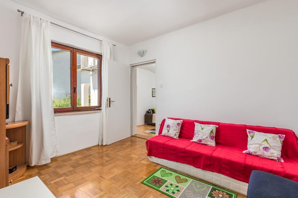 TV and multimedia, Living room, Bedroom