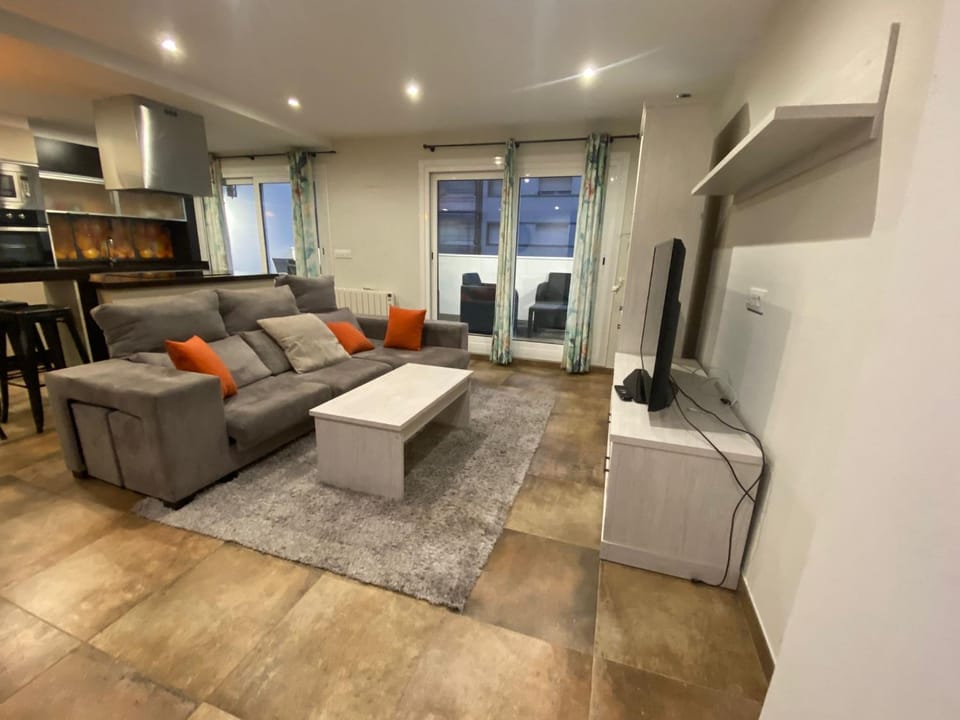 TV and multimedia, Living room, Seating area