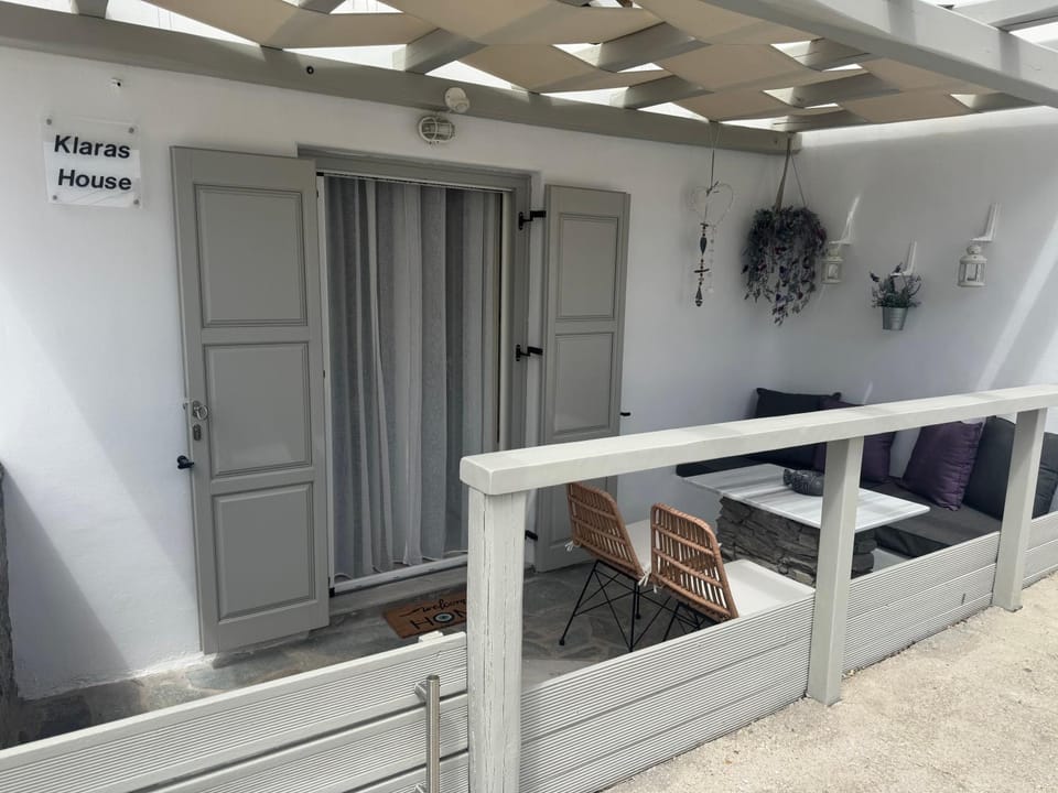 Klaras House Apartment in Mykonos, Mikonos 846 00, Greece