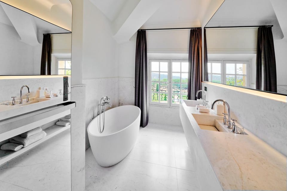 Bathroom, Bath, towels