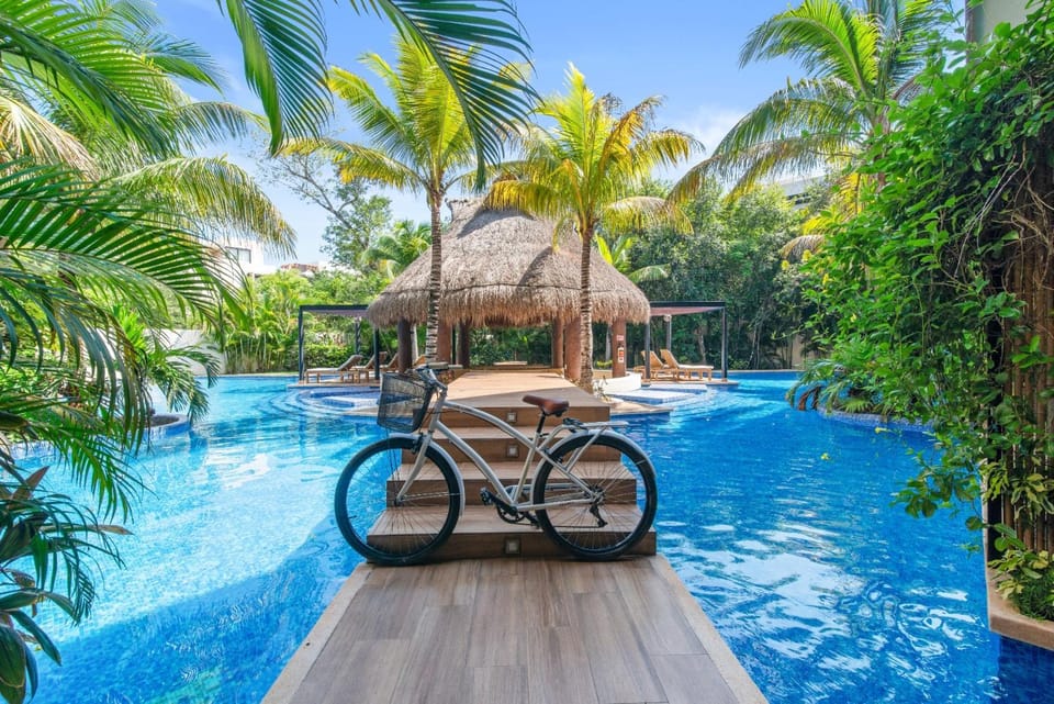 Garden, Swimming pool, sunbed
