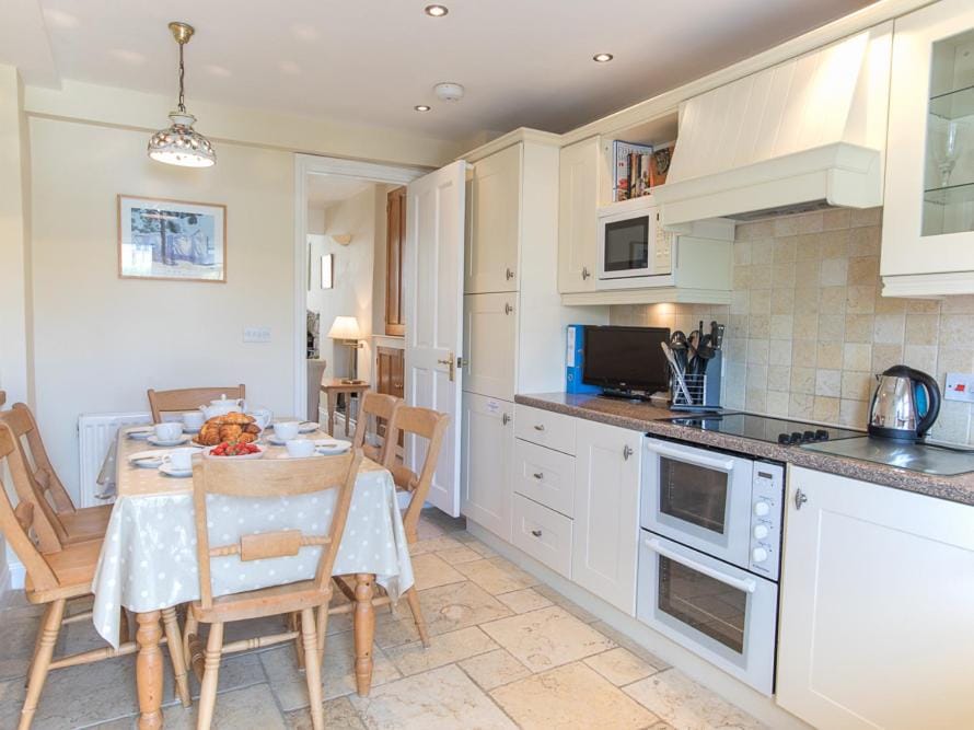 Jot Cottage House in Salcombe